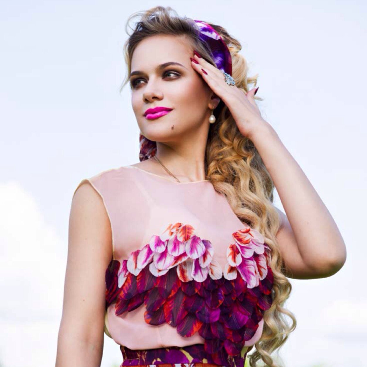 Ecaterina Railean (Ecaterina Caracicovscaia) 
Journalist, TV presenter, http://t.co/uiv3rQWho4