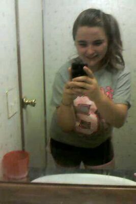 sam_hi123's profile picture. 