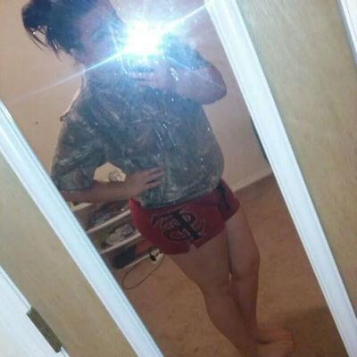 16 ✌
Junior at TCHS
I love food ! ❤
Instgram: kathleeeeeen_2016
Snapchat: justcallmearial
Skype: arialarcularius
Kik: arial.arcularius