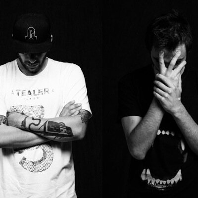 Beatmaker w/ the geek // Facebook : https://t.co/H0fwgwXIr1 // SoundCloud : http://t.co/TMqqnGdcf5