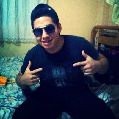 En la vida hay que saber 3 cosas: No rogarle a nadie, no confiar en nadie y no esperar nada de nadie