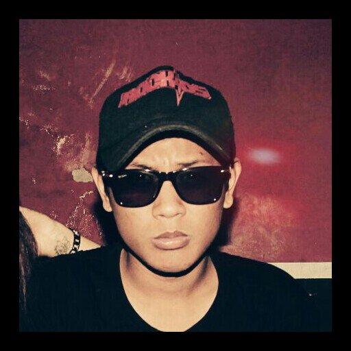 Proud owner of @pluckycloth||♥@risthaa_embem