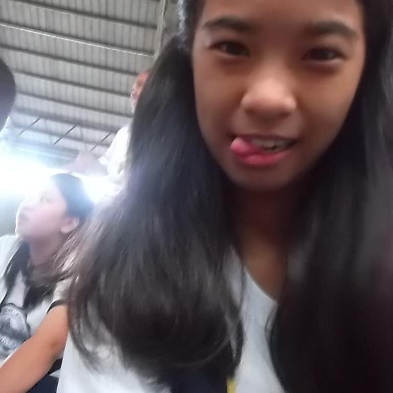 “Keep smiling, because life is a beautiful thing and there's so much to smile about.”

#AntiPlastik.. =)  #Simpleang Tao.

~CarLaLiTa03