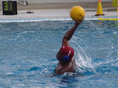 Waterpolo Player, Salesman and Historiador UCV de lo cotidiano y luchador de lo que es posible e imposible. Aprendo a creer en mi y a dar lo mejor de mi