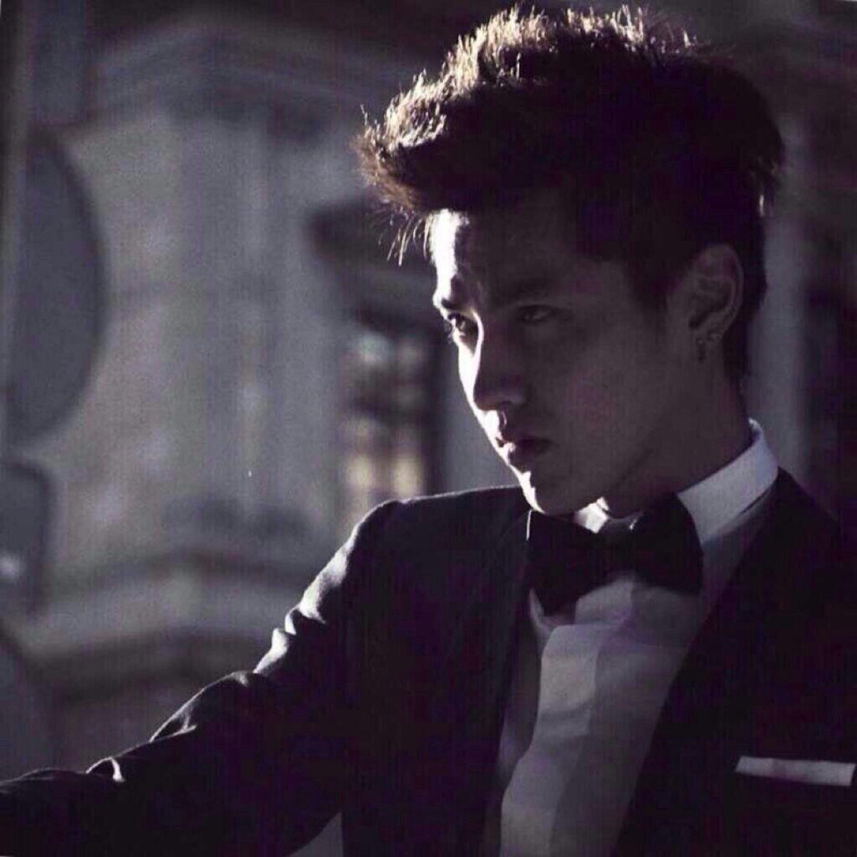 KyungBearAki's profile picture. อันยอง~ เป็นอซแฟน Nc คืออะไรเหรอ 0-0? ปู๋ปลอมคืออะไรไม่รู้จัก #ใสๆเลย จริงจริ๊งๆๆๆๆๆ ~ 
lเมนปรี้คริส น้องคยอง พี่อู๋หมิน หยอยๆlเวลาว่างนั่งดูท่านพี่ทั้งสี่ปย๊ง~