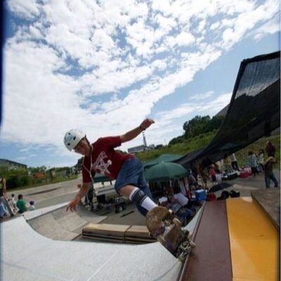 21歳までは、大阪で育ちました。今は、兵庫の田舎でひっそりと暮らしてます。
#skate #flatskim #snowskate #surf
#snowbord 
https://t.co/FUismeVxtm