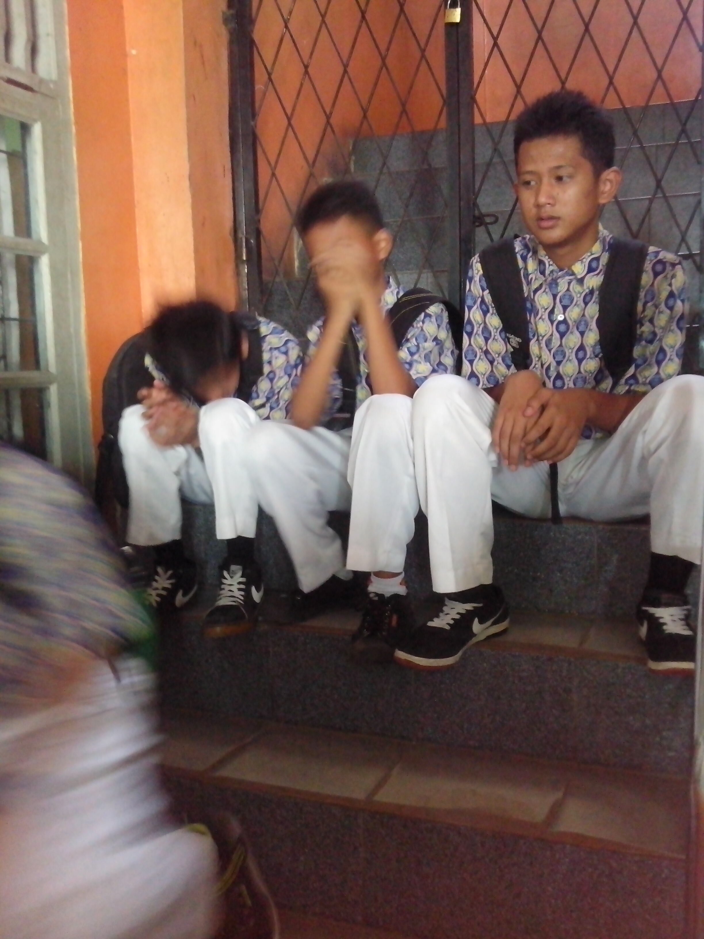 hay guys!! kalau mau tau kelas 71 itu seperti apa:) follow kami yah..
thank you:*