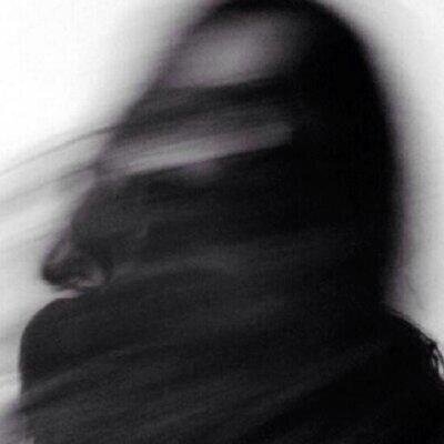 ﴿فَلا يحزُنك قَولهُم﴾.