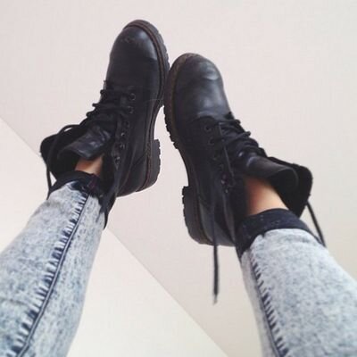 ‏‏‏تنفض مفضلتي ؟ صدقني راح انفض مفضلتك جرب وشوف. - ‎@llliix - خذلك لفه على حسابها