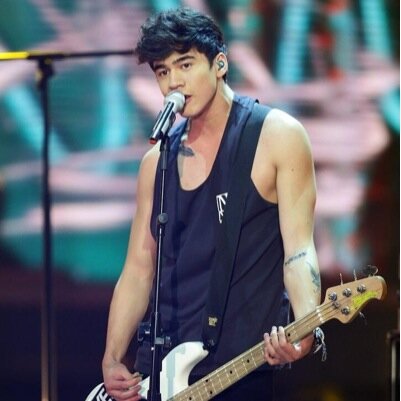 I got hacked at 5k + 5/4 please follow my new account @drunkwithhemmo .. Thanks