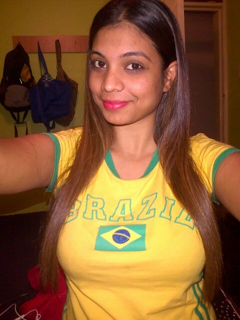 Football fanatic ☺ Lover of Brazilian footballers especially Ronaldinho ♡..Barca is My team! \☺/ oh & I'm #Teambreezy!!♥..I Belong To Jesus!♡ #Teamfollowback :)