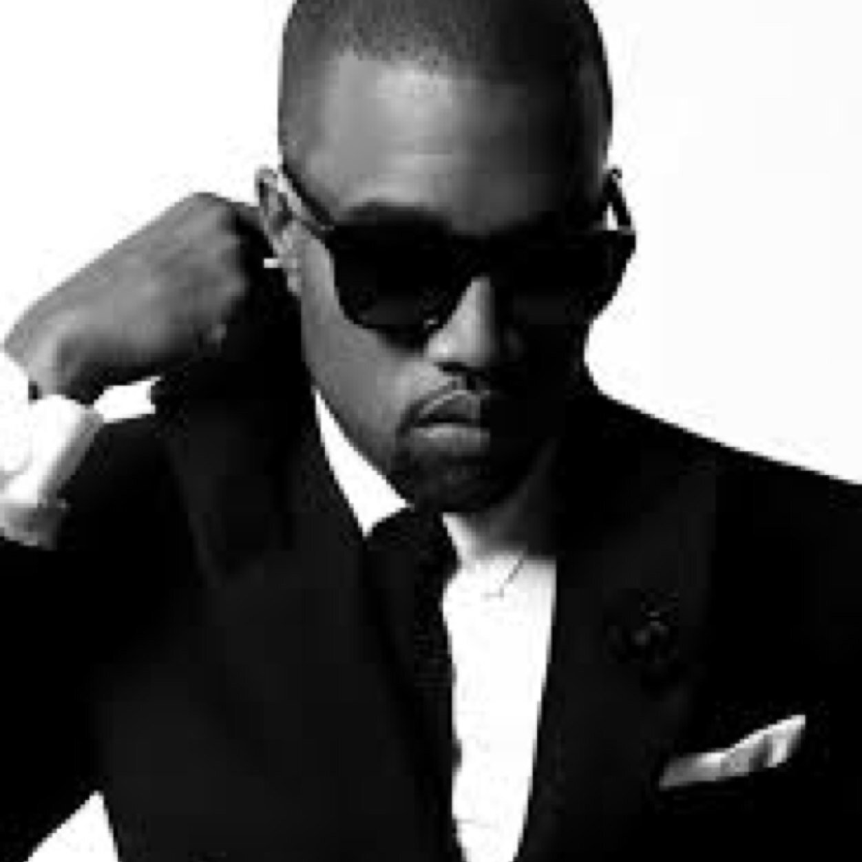 oSoKanye's profile picture. Kanye West parody account.

Kanye Quotes.