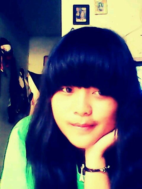 My name Ambara Dhirra Asshidiq ... 25 5 1999... My school SMP PGRI 1 cibinong