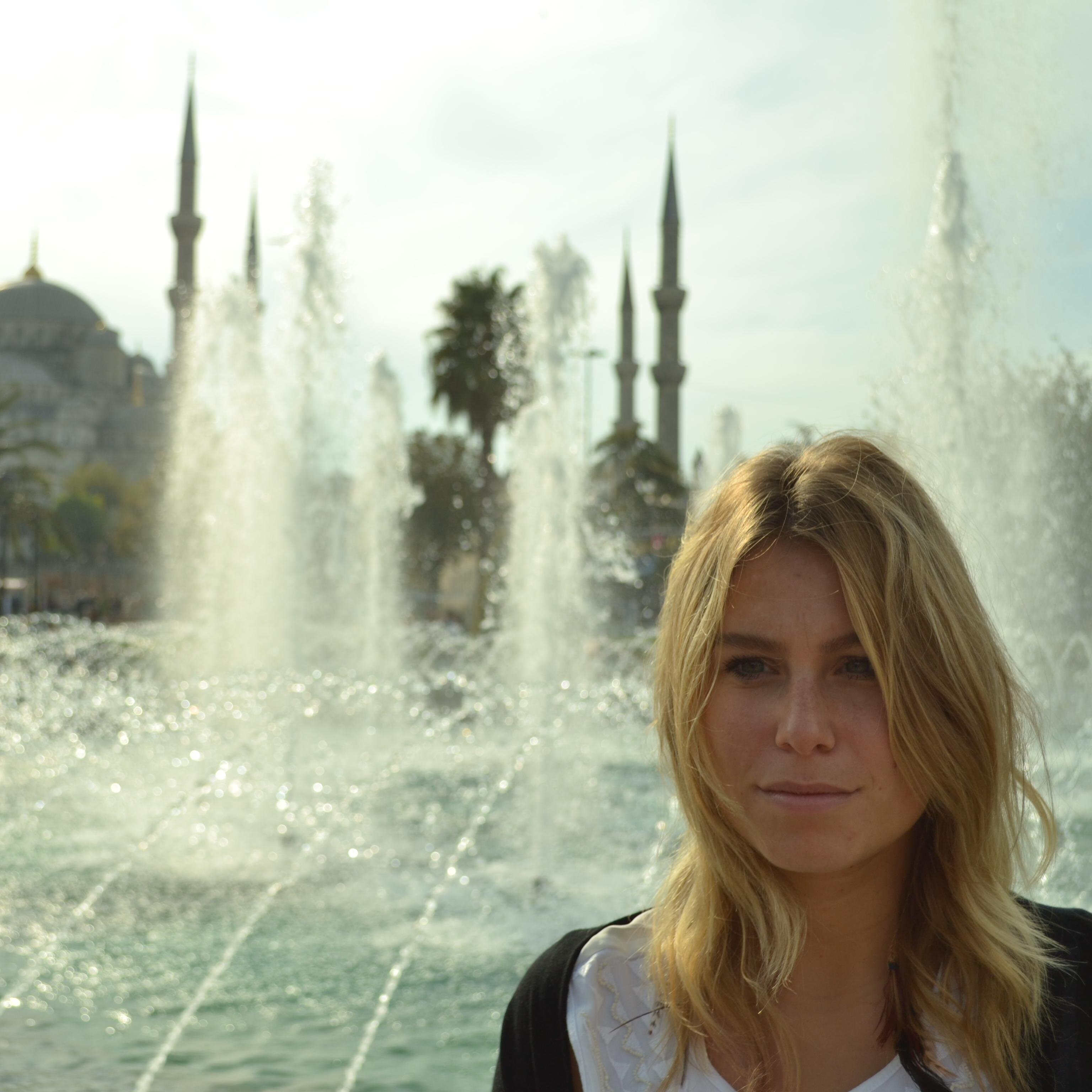 Suuztaal's profile picture. Health * Food * Sport * Dancing * Surfing * Snowboarding * Music * Media