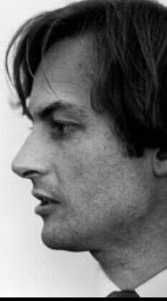 hojdhv's profile picture. أسلم تسلم . تفهم؟!