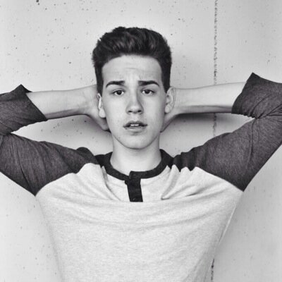 jacob whitesides is bae ❤️ he slays. ❤️ 0/12