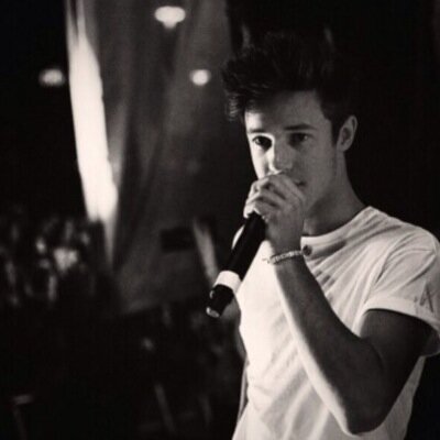 hemmostubble's profile picture. 5SOS and Cameron Dallas are lyfe