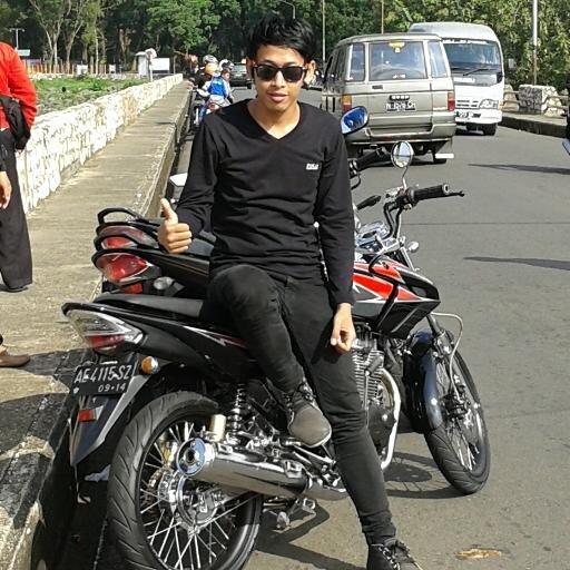 follow aja nanti saya follow back