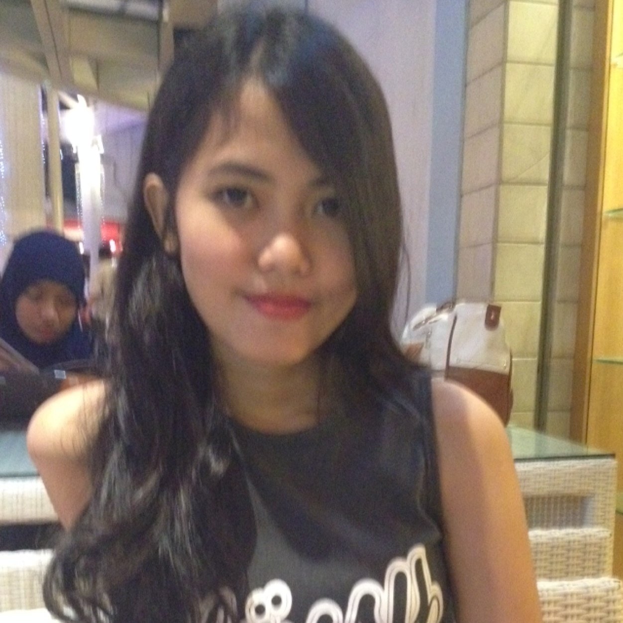 mutiaracitraPT's profile picture. English Language and English Literature Binus'16. @oganasha♥