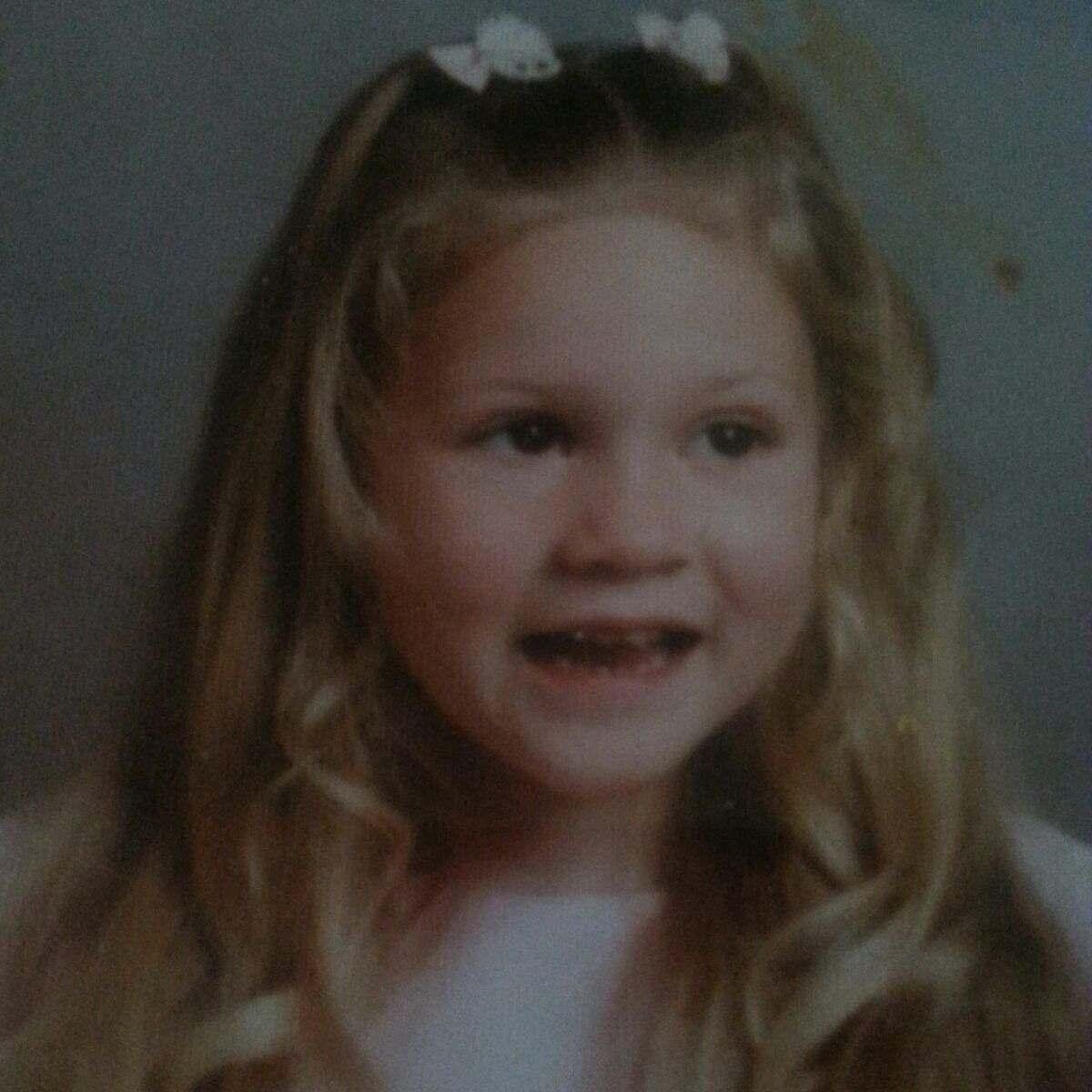 Amber_Morgan_'s profile picture. 