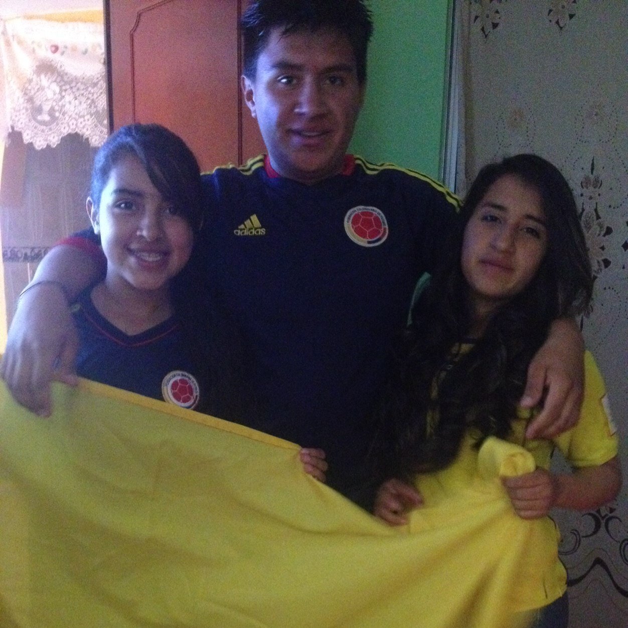 ruth_mira's profile picture. nací en 1980 en el llano me gusta salir a comer doy casada tengo tres hijos una mama maravillosa un esposo hermoso y lo amo