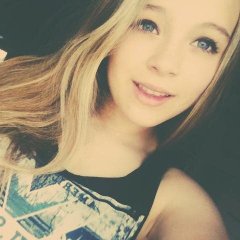 Cassandra Versaevel. Belgian. 14 years. Marielle la meilleure□ Follow me
