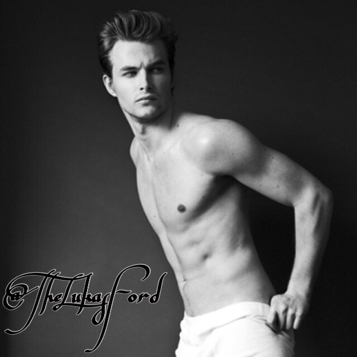 TheLukasFord's profile picture. Lukas Ford, Alpha of the Pack. Stay in line and nothing will happen to you. #TheGates #BigDick [18+ RP]