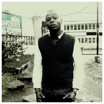 handsomeug's profile picture. Hood