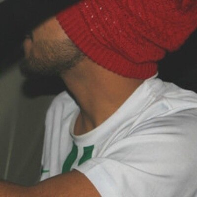 ‏﷽ ﴿ قُلْ هُوَ اللَّهُ أَحَدٌ ۝ اللَّهُ الصَّمَدُ ۝ لَمْ يَلِدْ وَلَمْ يُولَدْ ۝ وَلَمْ يَكُنْ لَهُ كُفُوًا أَحَدٌ ۝ ﴾