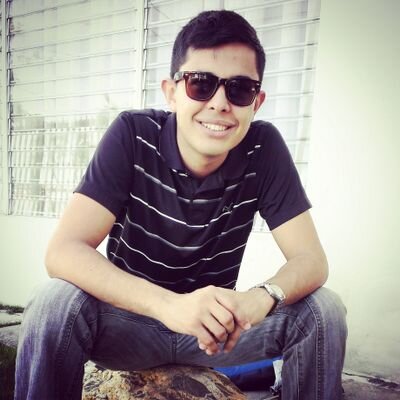 Católico, Derecha, Ing. Electricista, Venezolano y Mexicano... y soñaba con una patria nueva pero ahora estoy despierto y trabajo por ella.