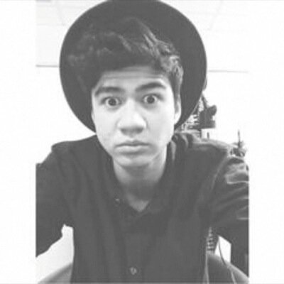 I gave you a free follow so follow @damnastxn for me please