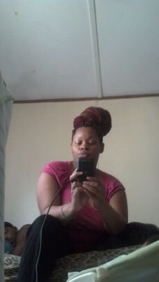 NAturalsbyElyse's profile picture. 