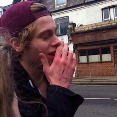 ⠀⠀⠀⠀⠀⠀⠀⠀ ⠀⠀ ⠀⠀⠀follow @74sluke
