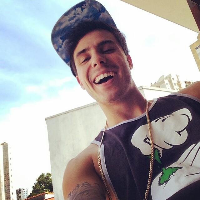 Especialmente para o meu Amorzão Fernando Ribeiro. Te amo infinito ok?! @_FeeRibeiro since: 24.06.14