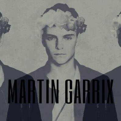Intento de escritora. Fan de los Youtubers. Futura esposa de Martijn Garritsen y amante de Tim Bergling.