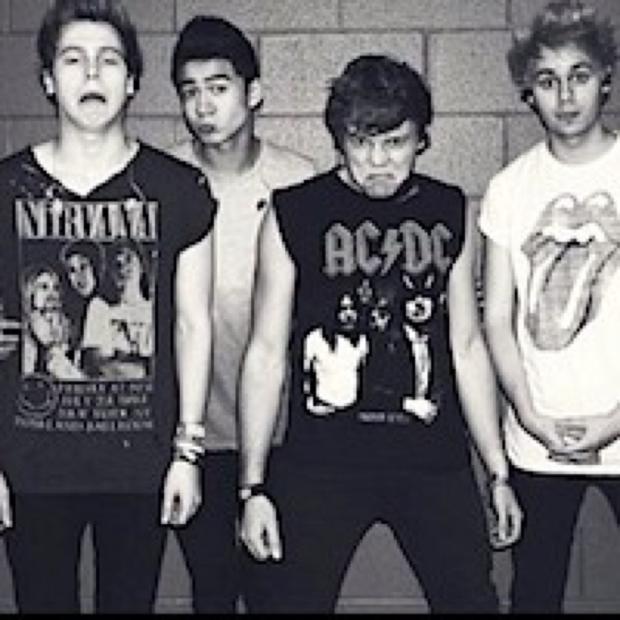 Never look back, never give up, keep ya head Up-A.F.I 5SOS