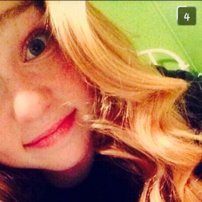 Single!
Volleyball is my life! 
My bestfriend is lexi!
