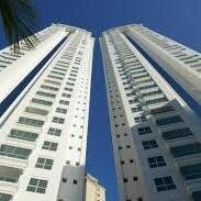 Somos uma imobiliaria sediada em Rio de Janeiro. Temos diversos imoveis a sua espera ligue  21 969838217