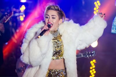 are most important to miley #smilerz #power #bangerz 8TH OCT