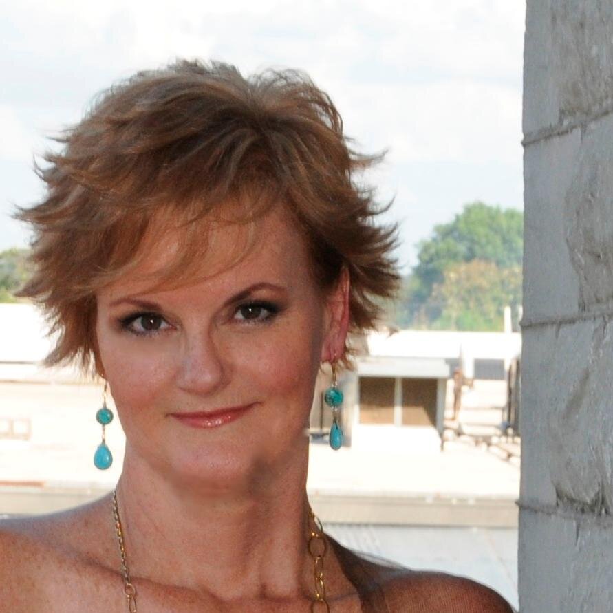 JulianneT901's profile picture. Singer that will stir your soul, have for any occasion & can book additional musicians.Parties,weddings,fine dining,art shows, her music speaks!