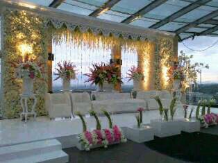 Flower shop and decorations CP 02292933829 WA 089667355518 pin 314C172E