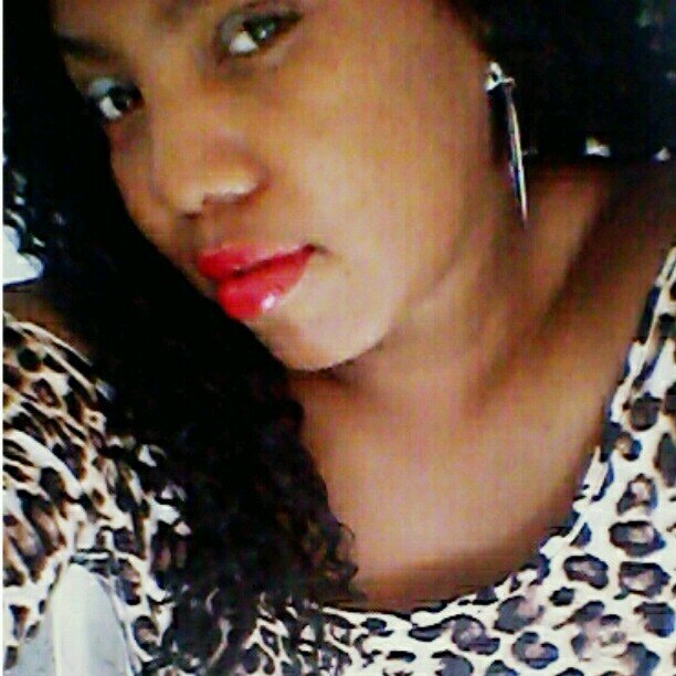 fmoi @treasurethapleasure #Bars ... somewhere tryna get it..