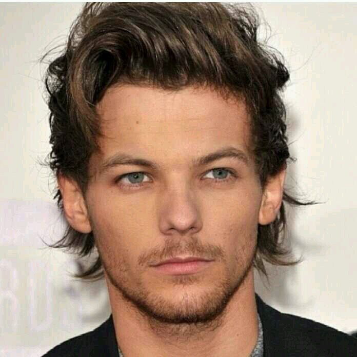 THIS IS A BEAUTIFUL FREE FOLLOW :) ..Follow @ColBlueMonster .. Love you guys xx  FreeFollow
