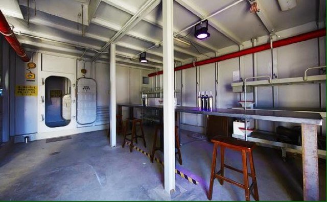 SF's new urban winery in a submarine-like World War II training facility with views of the Bay Bridge & SF Bay. Open to the public Saturday & Sunday, 12-5pm.