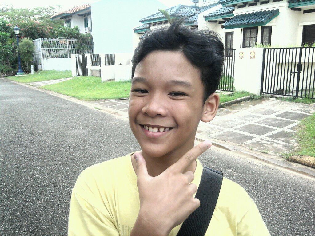 fb : Kevin M. Simanjuntak| bbm : 29830ABC| line : kevinmuljoentq| 24 Jan 1999 | follow my new twitter @kevin_muliatama !