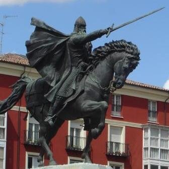 Valenciano y por lo tanto Español. Siempre lo mejor para España.