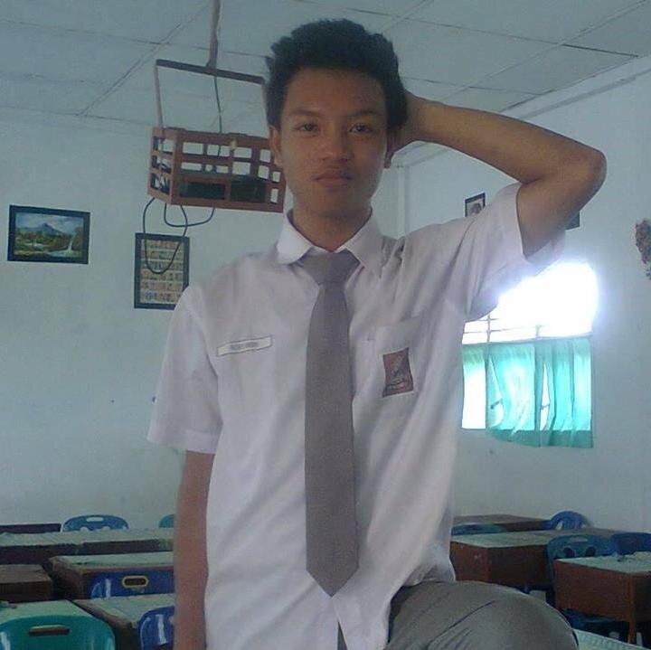 Ricky_priker's profile picture. Twitter Lama = @Rickypriker
My Fb = Ricky Priker