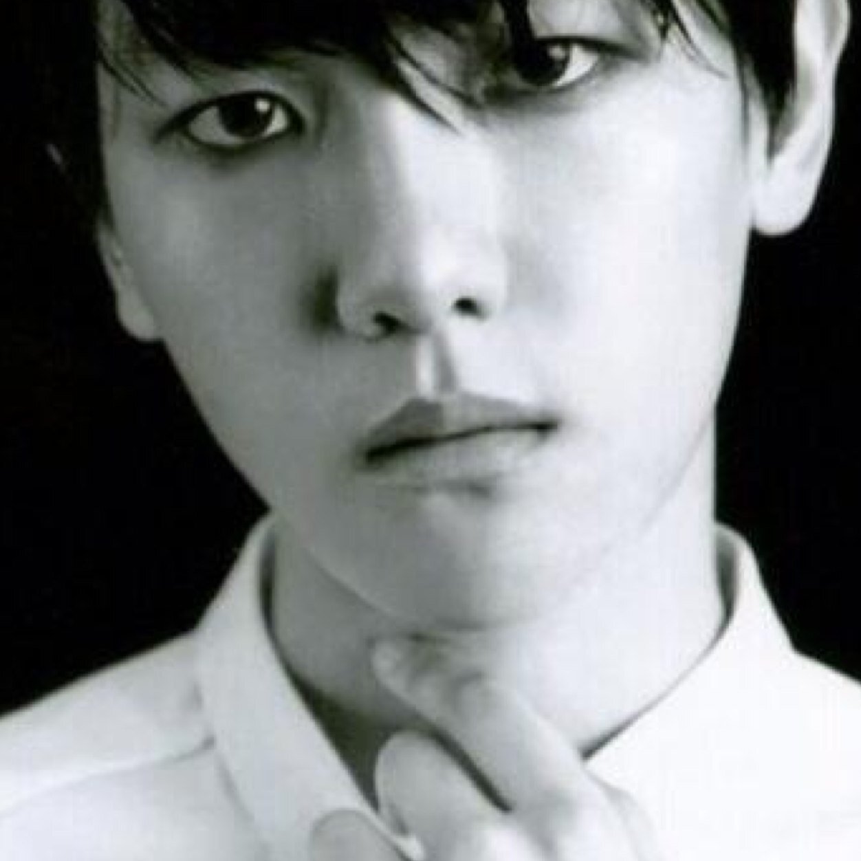 follow @Baekhyunrll