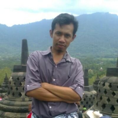 maulana_naharia's profile picture. 