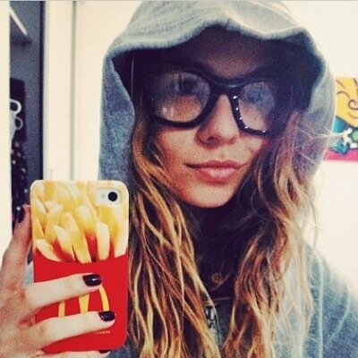 tudoporthaisb's profile picture. Me abrace um segundo, me prometa ficar! ❤️❤️ https://t.co/9TzIsGFgPm ||| https://t.co/lkFNU5ejHL